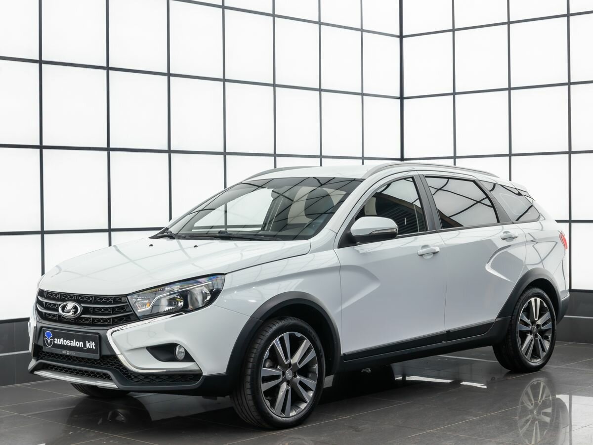 Открыть фотографии: Lada (ВАЗ) Vesta I