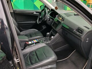 2019 Volkswagen Tiguan II, чёрный, 3000000 рублей, вид 5