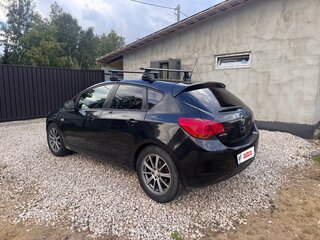 2011 Opel Astra J, чёрный, 520000 рублей, вид 4