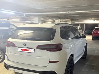 2019 BMW X5 30d IV (G05/G18), белый, 6850000 рублей, вид 4