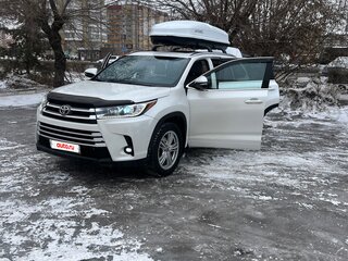 2016 Toyota Highlander III (XU50) Рестайлинг, белый, 2850000 рублей, вид 2