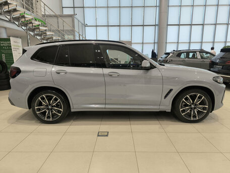 2021 BMW X3 20d xDrive III (G01) Рестайлинг, серый, 4250000 рублей, вид 4
