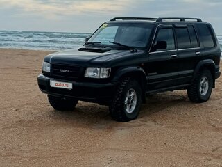 2001 Isuzu Trooper II, чёрный, 890000 рублей, вид 2