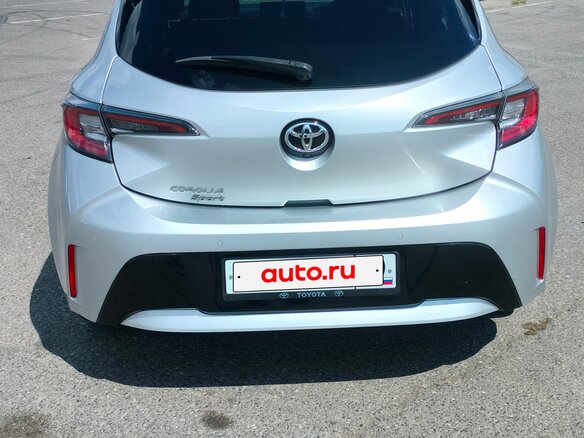 2021 Toyota Corolla Sport XII (E210), серебристый, 2000000 рублей - вид 7