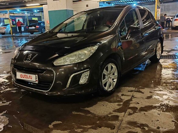 2011 Peugeot 308 I Рестайлинг, коричневый, 650000 рублей