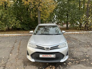 2017 Toyota Corolla Fielder XI (E160, E170, E180) Рестайлинг 1, серебристый, 1415000 рублей, вид 3