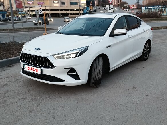 2023 JAC J7 I, белый, 1300000 рублей