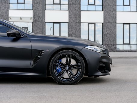 2022 BMW 8 серии M850i xDrive II (G14/G15/G16) Рестайлинг, чёрный, 10500000 рублей, вид 3
