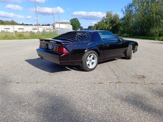 1990 Chevrolet Camaro III Рестайлинг, чёрный, 1650000 рублей, вид 5