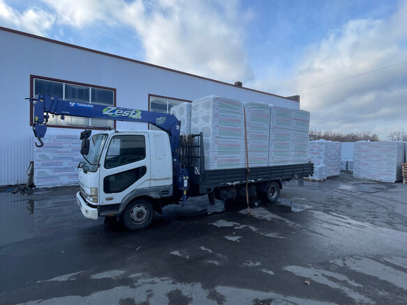 2002 Fuso (Mitsubishi) Fighter, белый, 4444444 рублей