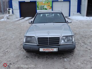 1995 Mercedes-Benz E-Класс 420 I (W124), серебристый, 2500000 рублей, вид 5