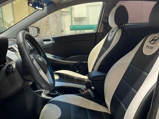 2011 Hyundai Solaris I, серебристый, 780000 рублей, вид 5