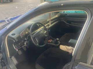 1997 Audi A4 I (B5), синий, 400000 рублей, вид 4