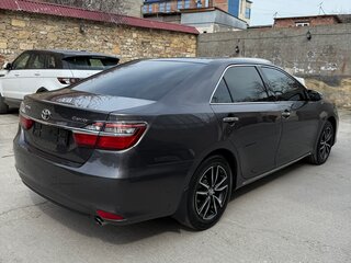 2013 Toyota Camry VII (XV50), серый, 1390000 рублей, вид 3