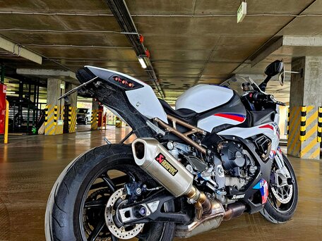 2020 BMW S 1000 RR, белый, 1499999 рублей, вид 4