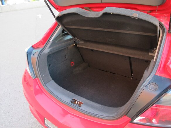 2010 Opel Astra GTC H Рестайлинг, красный, 570000 рублей - вид 14