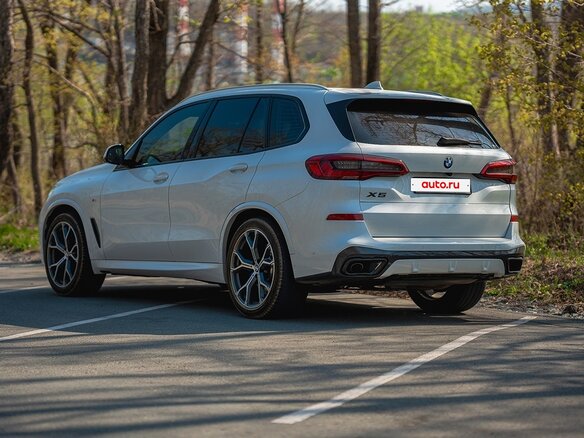 2018 BMW X5 30d IV (G05/G18), белый, 7100000 рублей - вид 13