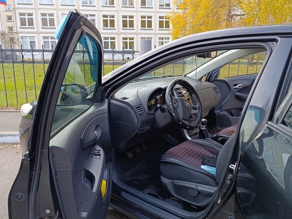 2012 Toyota Corolla X (E140, E150) Рестайлинг, чёрный, 990000 рублей - вид 6