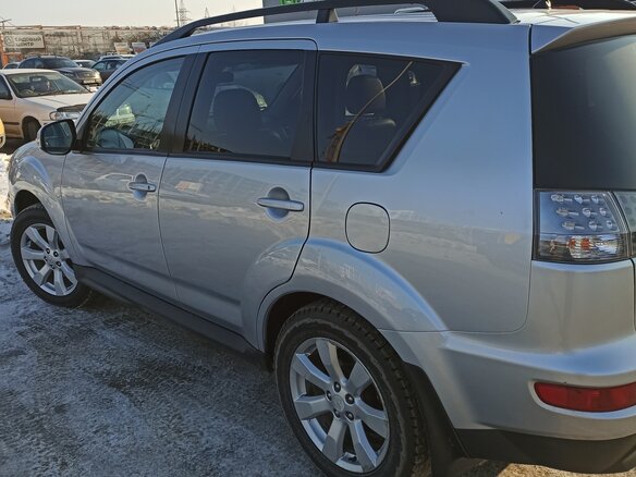 2011 Mitsubishi Outlander II Рестайлинг, серый, 1480000 рублей - вид 7