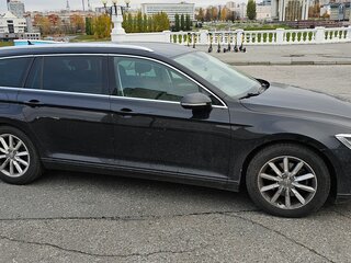 2018 Volkswagen Passat B8, чёрный, 1800000 рублей, вид 3