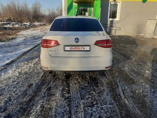 2015 Volkswagen Jetta VI Рестайлинг, белый, 900000 рублей, вид 5