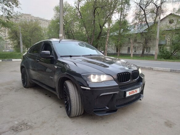 2010 BMW X6 50i 8-speed I (E71), чёрный, 1700000 рублей - вид 1