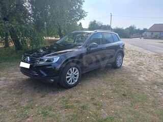 2017 Volkswagen Touareg II Рестайлинг, чёрный, 2377335 рублей, вид 1