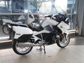 2021 BMW R 1250 RT, белый - вид 2