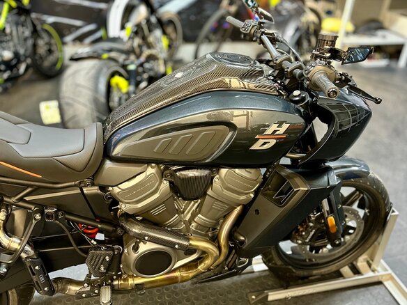 2021 Harley-Davidson Pan America, серый, 1980000 рублей - вид 6