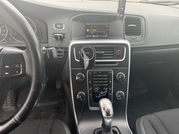 2013 Volvo S60 II, белый, 1010000 рублей - вид 12