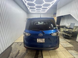 2019 Toyota Sienta II Рестайлинг, синий, 1450000 рублей, вид 1
