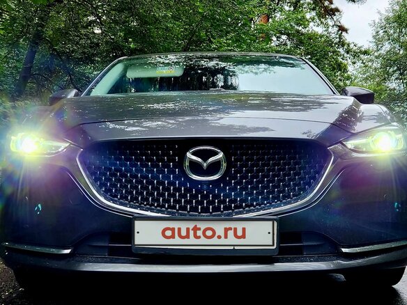 2018 Mazda 6 III (GJ) Рестайлинг 2, серый, 1830000 рублей - вид 2
