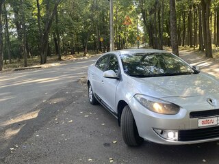 2011 Renault Fluence I, серебристый, 620000 рублей, вид 1