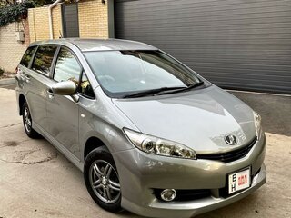 2011 Toyota Wish II, серый, 1200000 рублей, вид 2