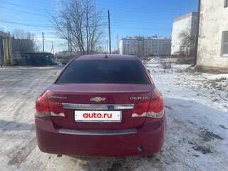 2011 Chevrolet Cruze I, красный, 700000 рублей, вид 2