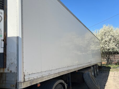 1993 Schmitz Cargobull SCF, белый, 650000 рублей, вид 1