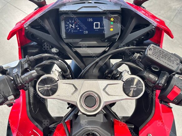 2026 Honda CBR 650R, красный, 1749900 рублей - вид 9