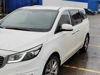 2017 Kia Carnival III, белый, 2550000 рублей, вид 2