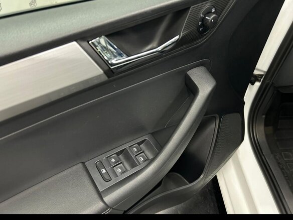 2020 Skoda Rapid II, белый, 1770000 рублей - вид 12