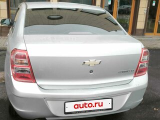 2013 Chevrolet Cobalt II, серебристый, 650000 рублей, вид 3