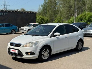 2011 Ford Focus II Рестайлинг, белый, 690000 рублей, вид 1