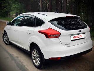 2016 Ford Focus III Рестайлинг, белый, 1100000 рублей, вид 4