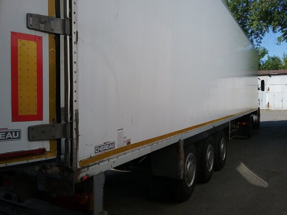 1996 Volvo FH, белый, 3000000 рублей - вид 10