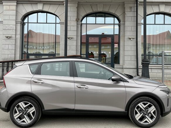 2022 Hyundai Bayon I, серый - вид 1