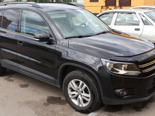 2014 Volkswagen Tiguan I Рестайлинг, чёрный, 940000 рублей, вид 5