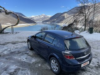 2011 Opel Astra H Рестайлинг, синий, 700000 рублей, вид 4