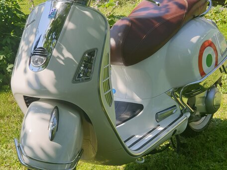 2009 Vespa GTS Super 300, белый, 750000 рублей, вид 2