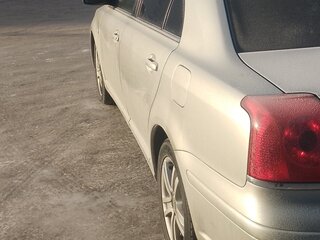 2005 Toyota Avensis II, серебристый, 980000 рублей, вид 2