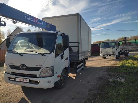 2013 Hino Series 300 (Dutro), белый, 3390000 рублей - вид 2
