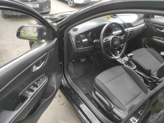 2019 Kia Rio IV, чёрный, 1250000 рублей, вид 5